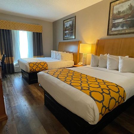 เบย์มอนต์ บาย วินด์แฮม เวสต์ เพลนส์ Hotel West Plains ภายนอก รูปภาพ