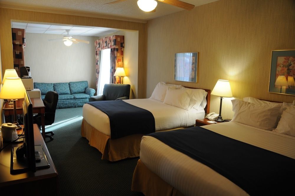 เบย์มอนต์ บาย วินด์แฮม เวสต์ เพลนส์ Hotel West Plains ภายนอก รูปภาพ